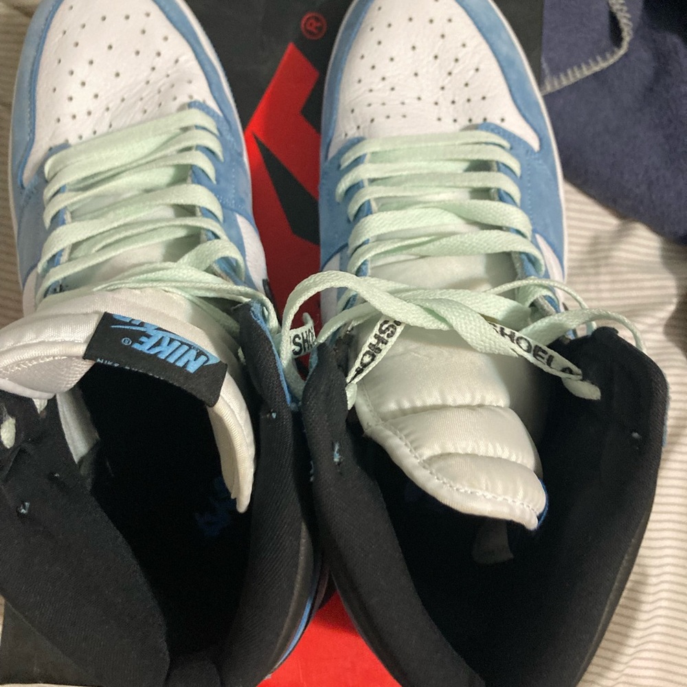 Jordan 1 University - Picture 5 of 8